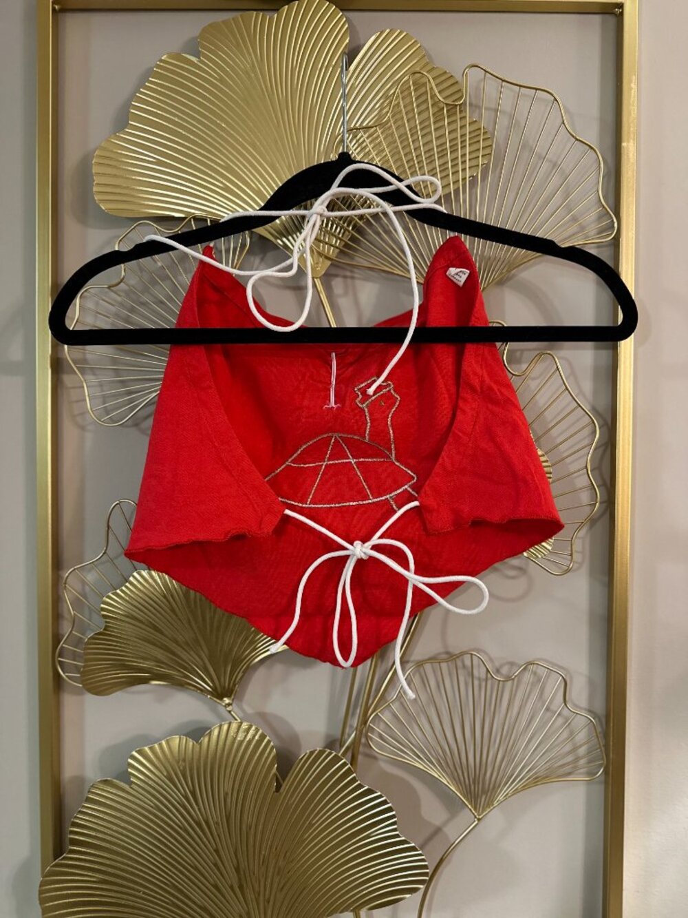Fashion Brand Company Red Turtle Halter Top - Picture 4 of 7